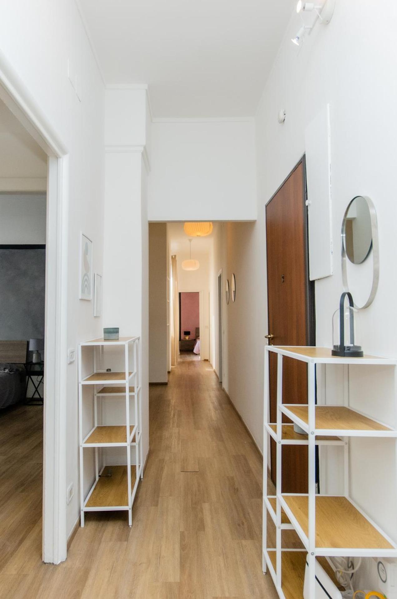 Grey Apartment Mailand